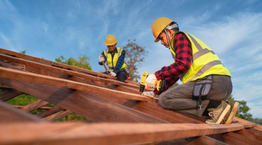 Professional gutter cleaning in Emerson, NE
